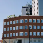 Hotel De Plam