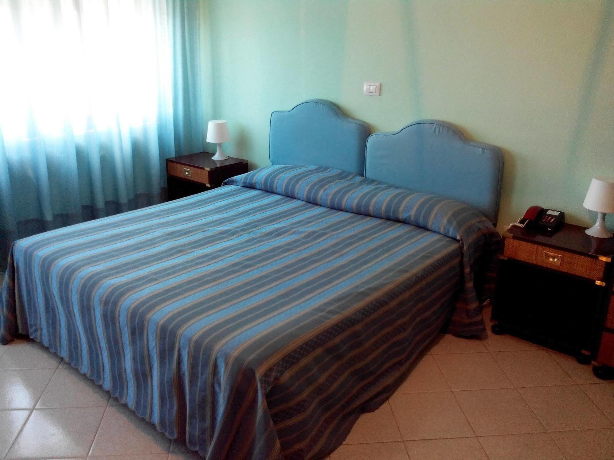 Hotel De Plam 3*